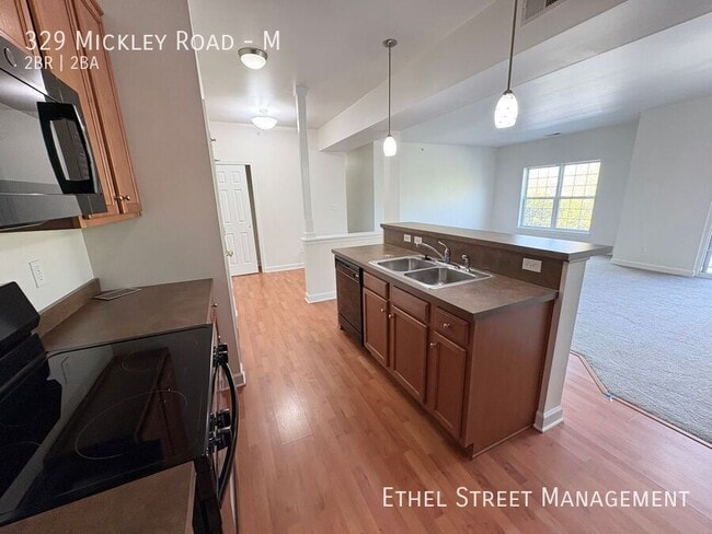 Photo - 329 Mickley Rd Unidad M