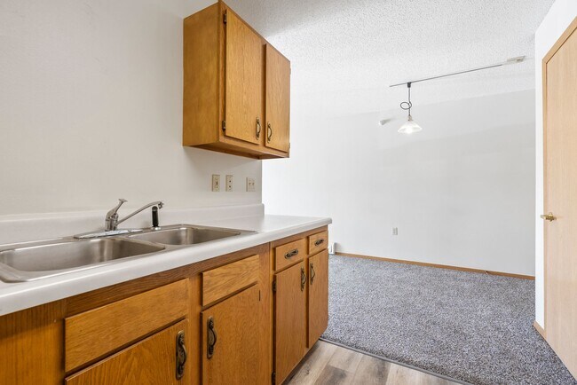 Rolling Meadows Apartments