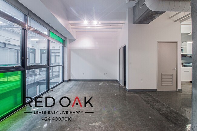 430 S Broadway Unidad 205