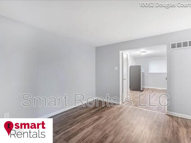 Photo - 10052 Douglas Ct