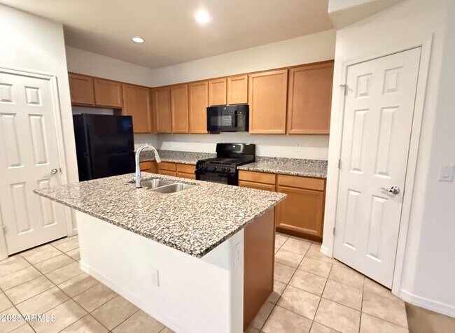 Photo - 3916 S 58th Ln