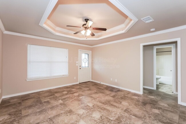 Photo - 449 Neals Hill Rd