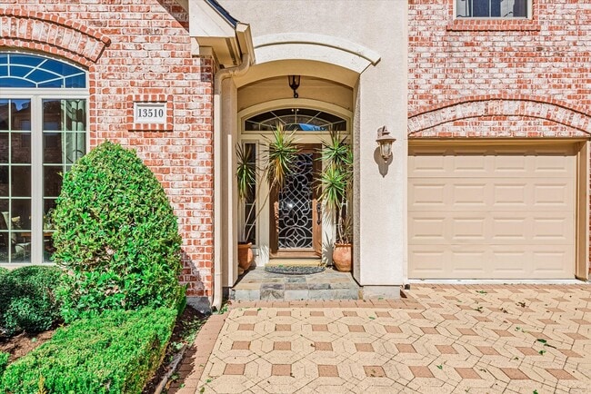 Photo - 13510 Broadmeadow Ln