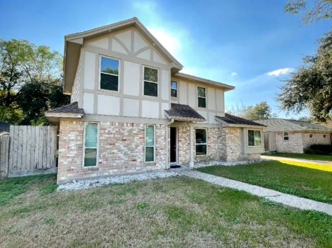 Building Photo - 14111 Wickersham Ln Rental