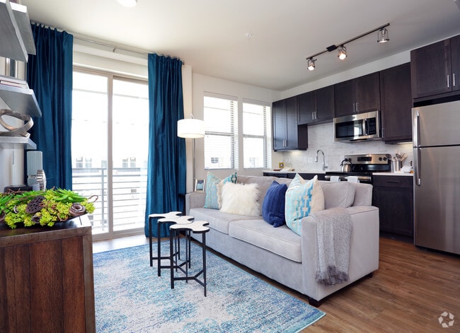 Interior Photo - Camden Greenville Rental