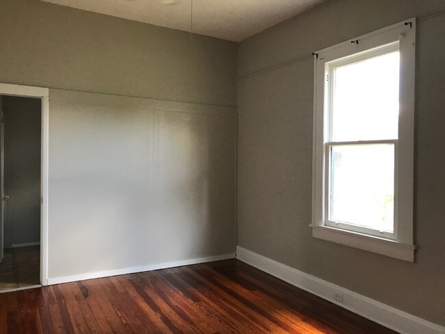 Photo - 842 E Lime St