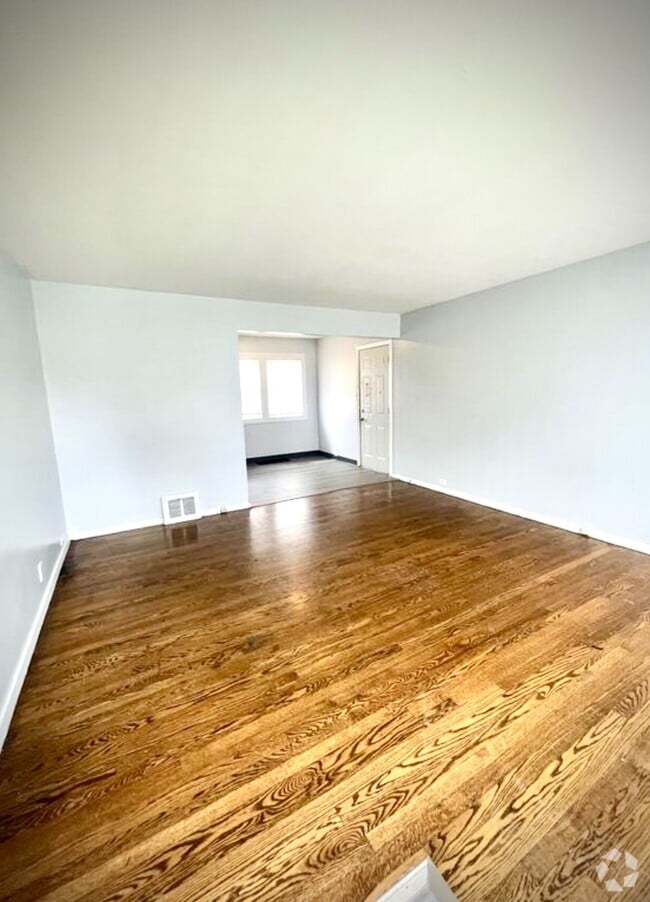 Building Photo - 4434 Huron Cir Rental