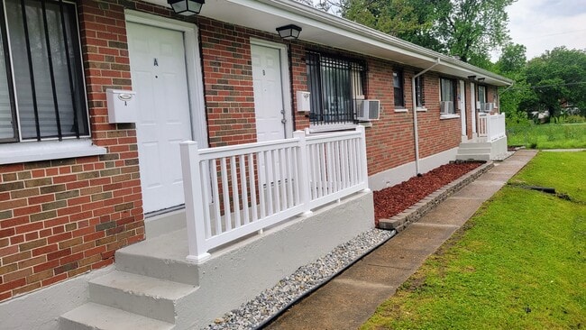 Photo - 3909 Vest Ave Townhome