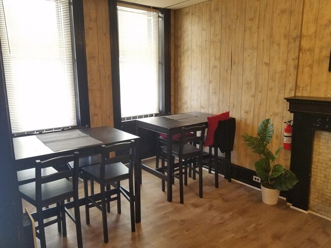 Photo - 1225 W Allegheny Ave Unidad 2M