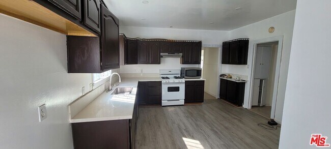 Photo - 1240 S Lucerne Blvd