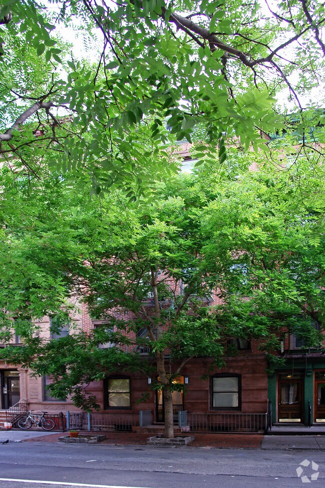 Photo - 309 West 21st Street