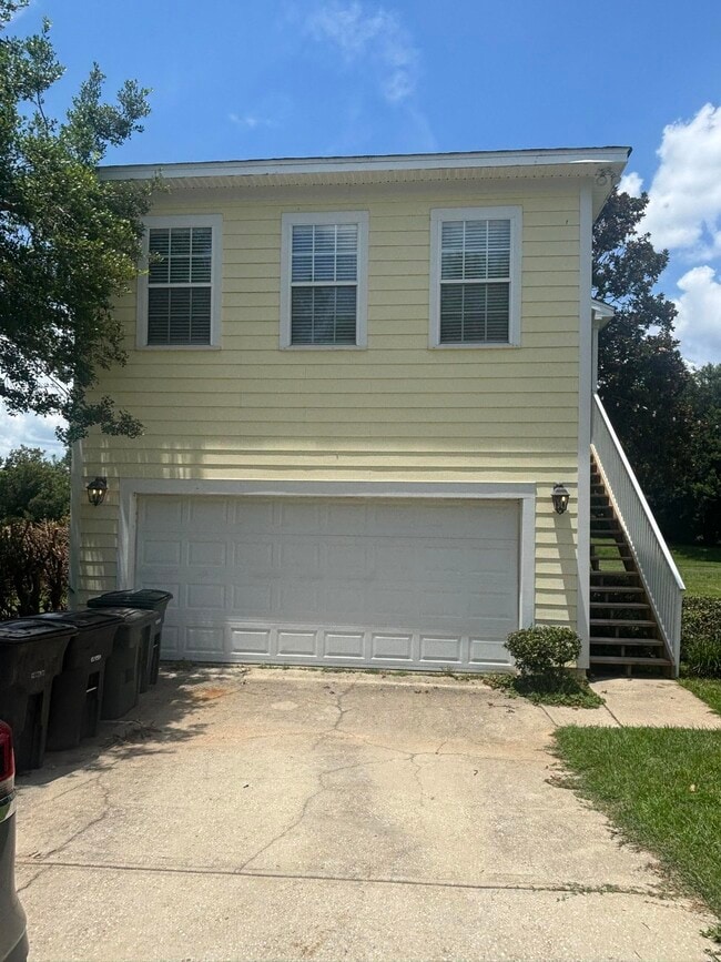 Building Photo - 3722 Longfellow Rd Rental