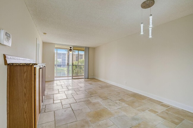 Photo - 7940 NW 50th St Unit 203