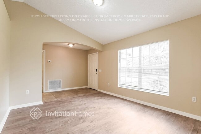 Photo - 4873 Bridge Rd