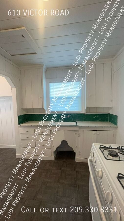 Photo - 610 E Victor Rd