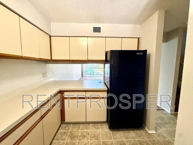 4117 S Semoran Blvd
