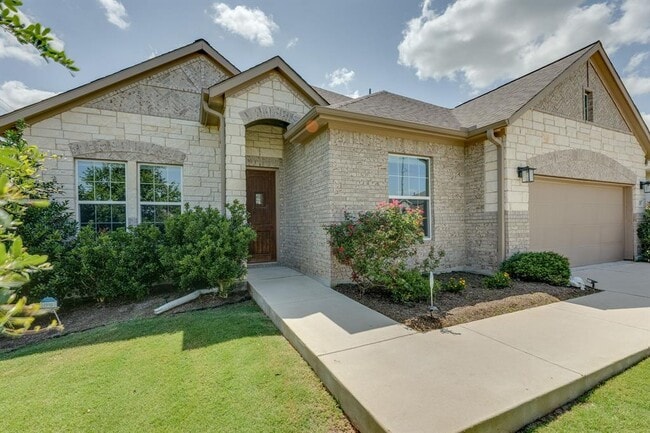 Photo - 101 Split Oak Dr House