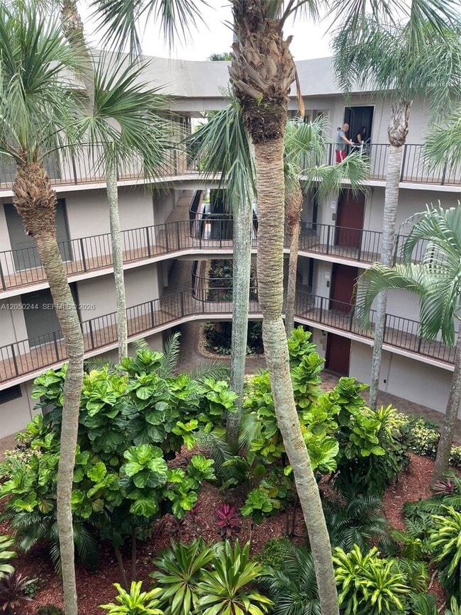 Building Photo - 8520 SW 133rd Avenue Rd Unit 406