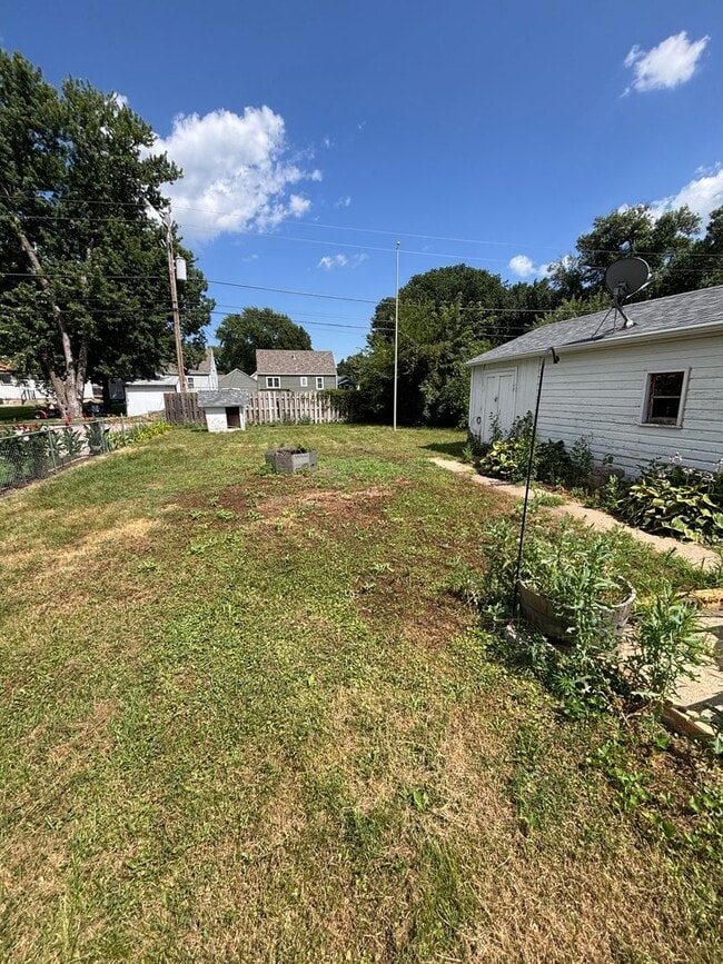 Photo - Beautiful 2 bedroom 1 bath