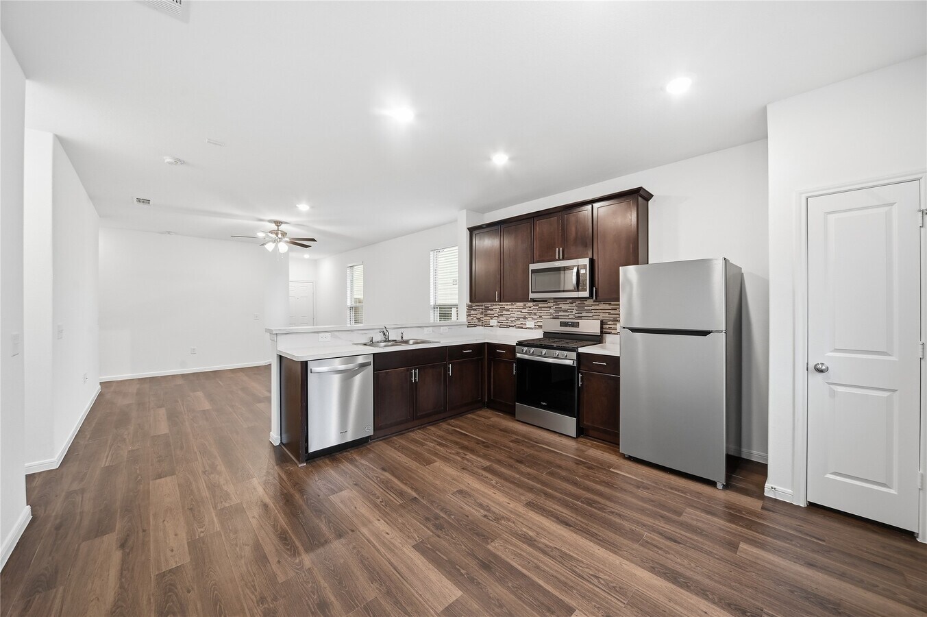 Photo - 16306 Fontana Ct