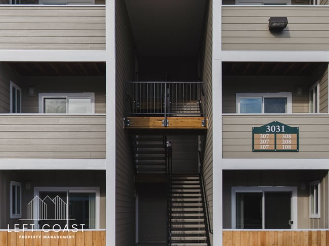 Photo - 3031 NE West Devils Lake Rd