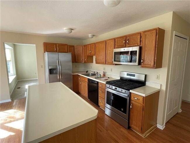 Photo - 204 Quail Ct