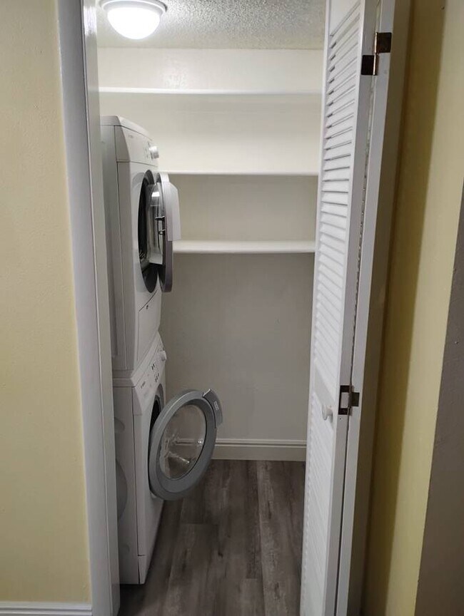 12153 Melody Dr Unit 103