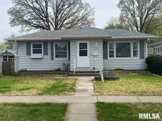 Photo - 2733 E 18th St