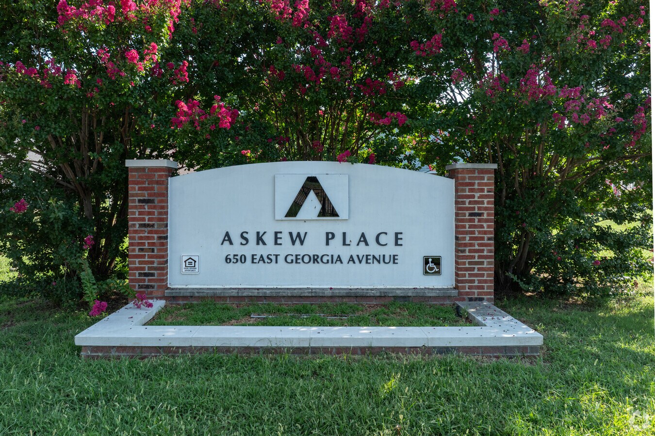 Photo - Askew Place