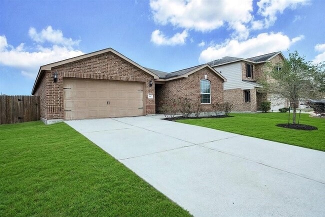 Building Photo - 104 Indigo Brush Dr
