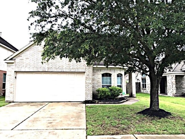 Building Photo - 15515 Elm Leaf Pl Rental