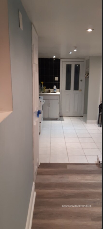 Photo - BLOOR WEST VILLAGE/HIGH PARK AREA Unit Lower