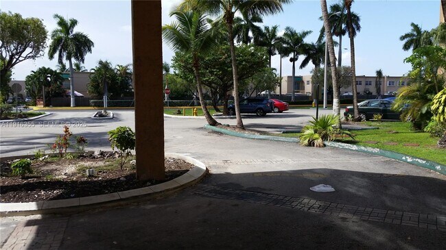 Photo - 2075 SW 122nd Ave Unit 402