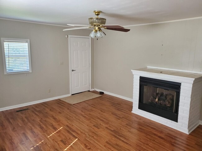 Building Photo - 320 W Midvale Ave Rental