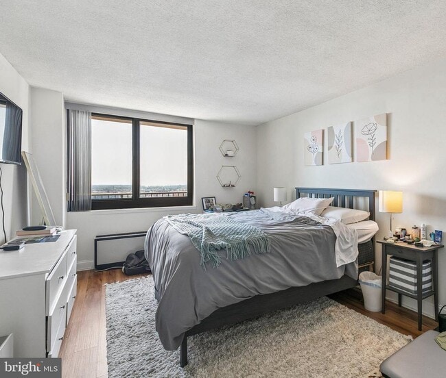 Photo - 1420 Locust St Unit 21M