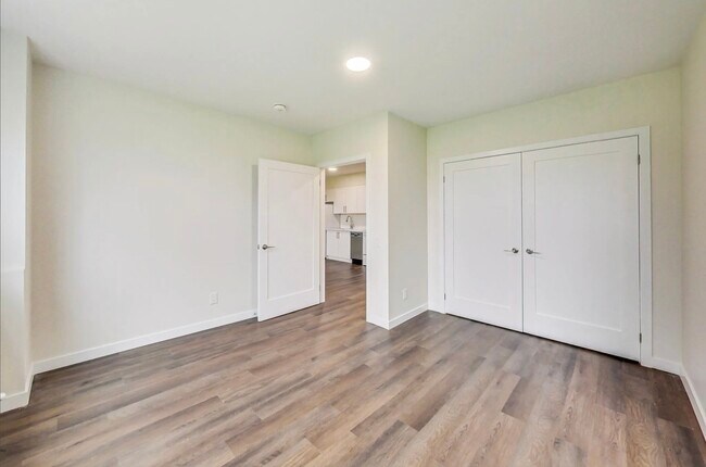 Photo - Humber River Apartments