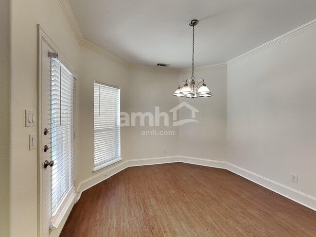 Photo - 3720 Drexel Dr