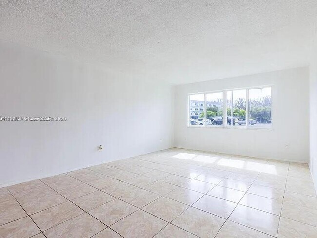 Photo - 14850 Naranja Lakes Blvd Unit B1B