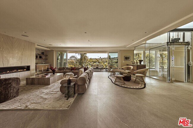 16838 Oak View Dr