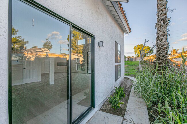 Photo - 11444 Odessa Ave Casa