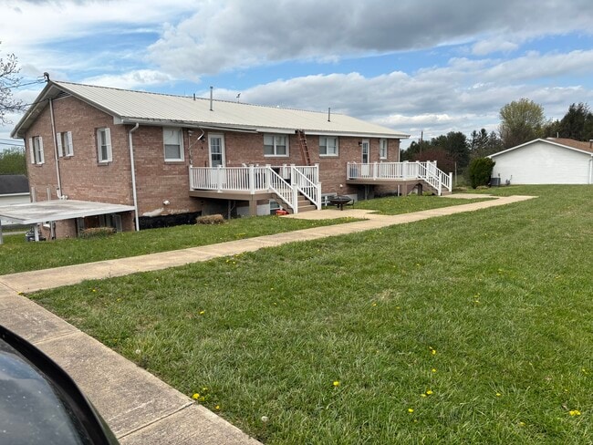 Photo - 1205 Headley Ct Unit 1