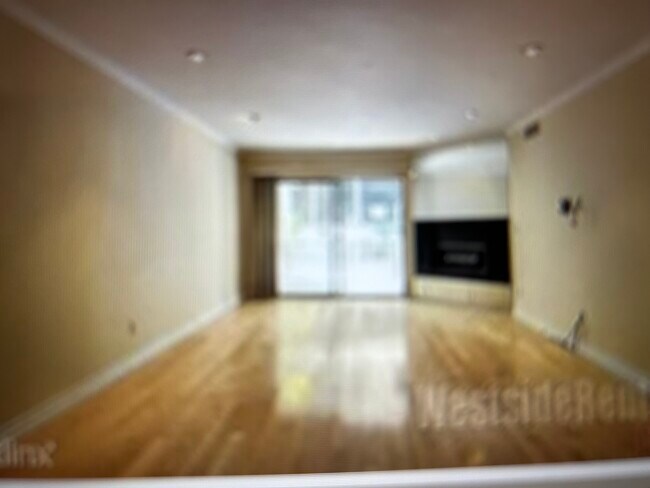 Photo - 1230 Horn Ave Unidad 306 Rental