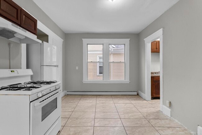 Photo - 260 Orchard St Unit 2