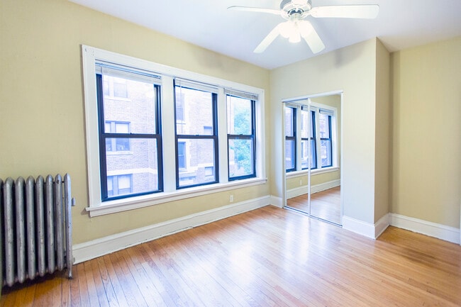 Photo - 2129 Ridge Avenue