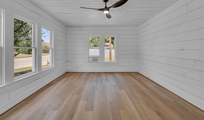 Photo - Cozy 1 BD 1 BA in Waco - Near Cameron Park