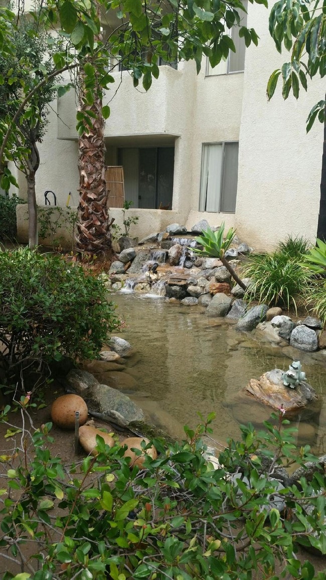Photo - 5325 Newcastle Ave Unidad Faye Rental