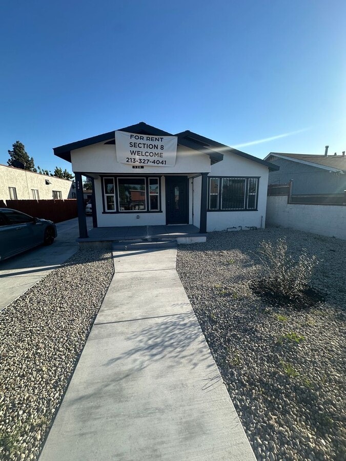 Photo - 328 W 83rd St Unidad 328 1/2 W 83rd St