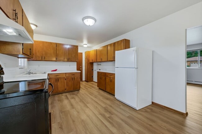 Photo - 745 Nyssa Dr