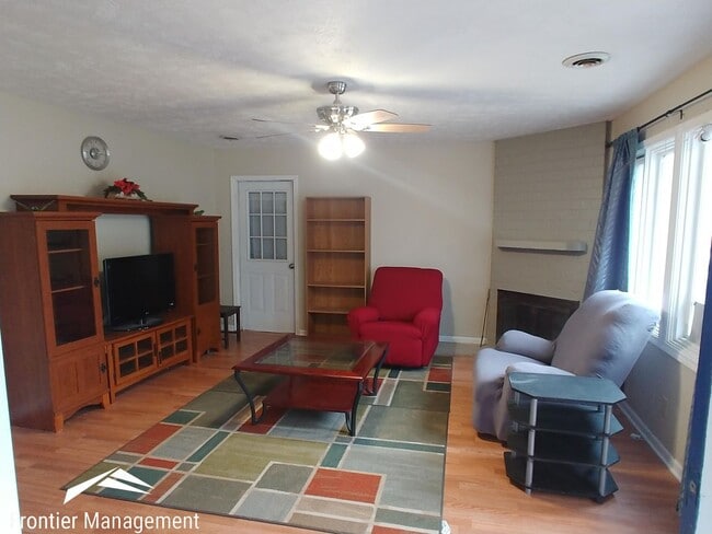Photo - Spacious, Updated 3 Bedroom Home on the West Side of Town. Schedule a Showing Today!
