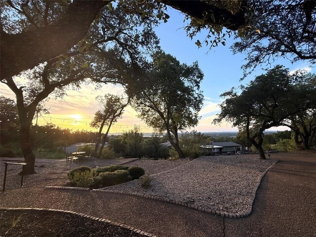 Photo - 112 Highlander Cove